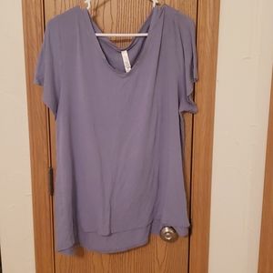 Blue LuLaRoe t shirt